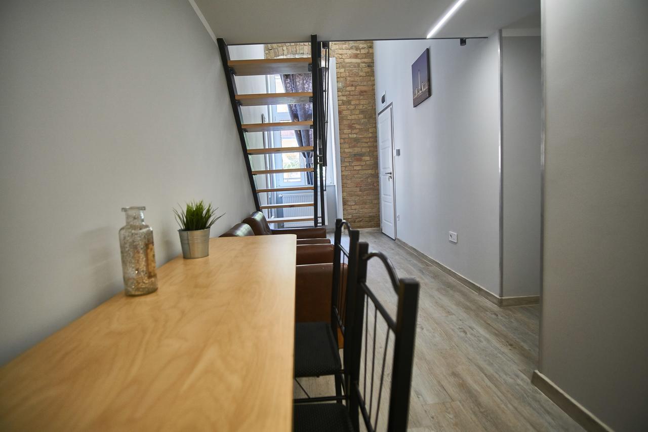A32 Apartment | ブダペスト エクステリア 写真