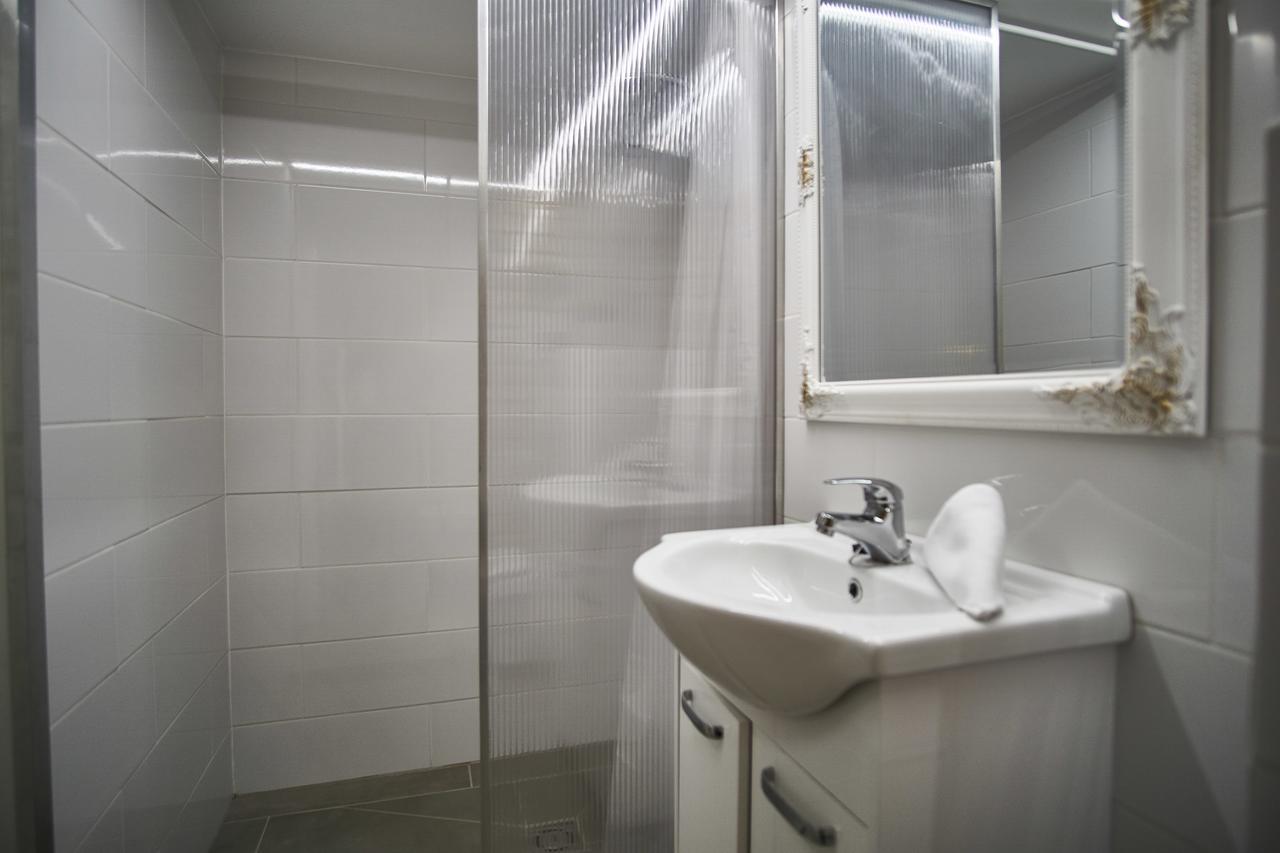 A32 Apartment | ブダペスト エクステリア 写真