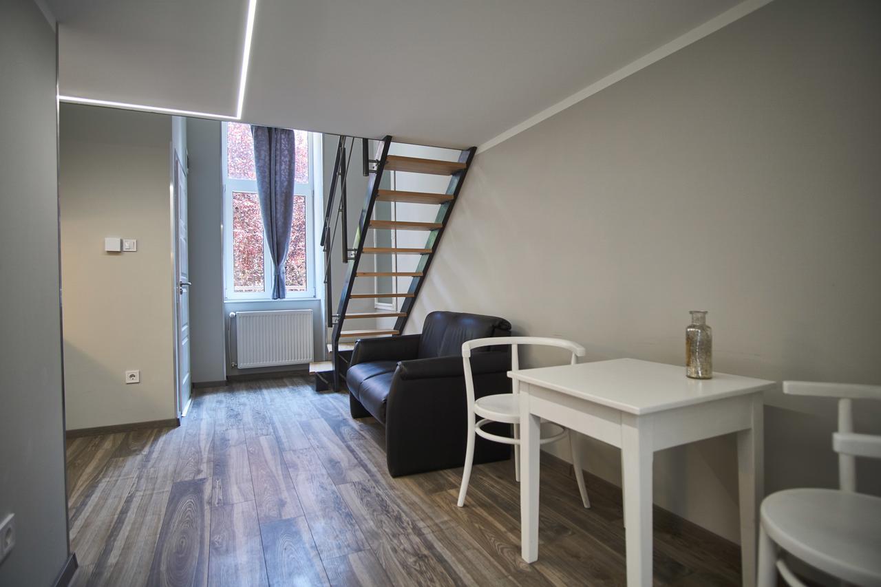 A32 Apartment | ブダペスト エクステリア 写真